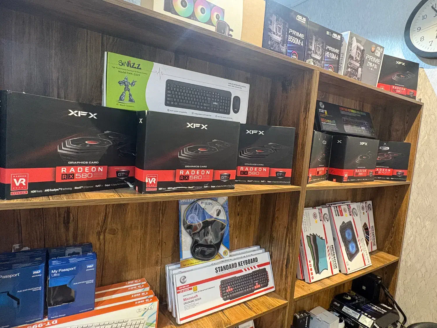 توزیع عمده و تکی انواع کارت گرافیک|قطعات و لوازم جانبی رایانه|تهران, فلسطین (میدان انقلاب)|دیوار