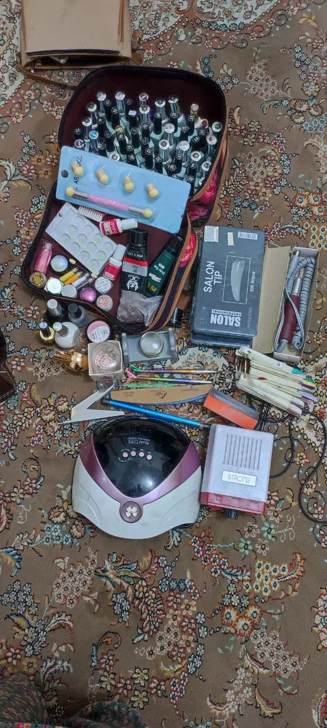 وسایل کاشت ناخن|آرایشی، بهداشتی، درمانی|سقز, |دیوار