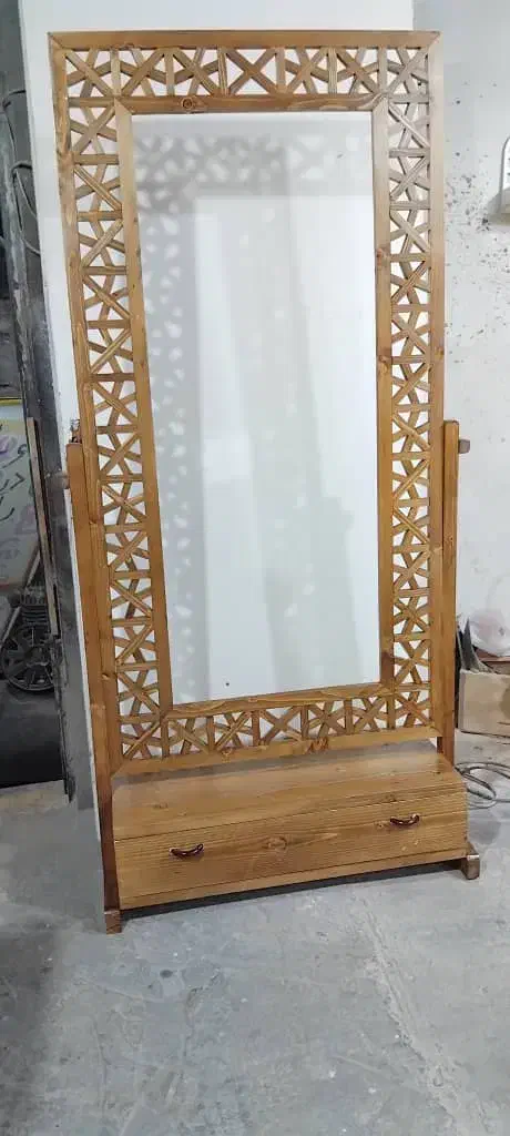 آینه چوب نراد کاردست|آینه|بندر انزلی, پیل علی باغ|دیوار