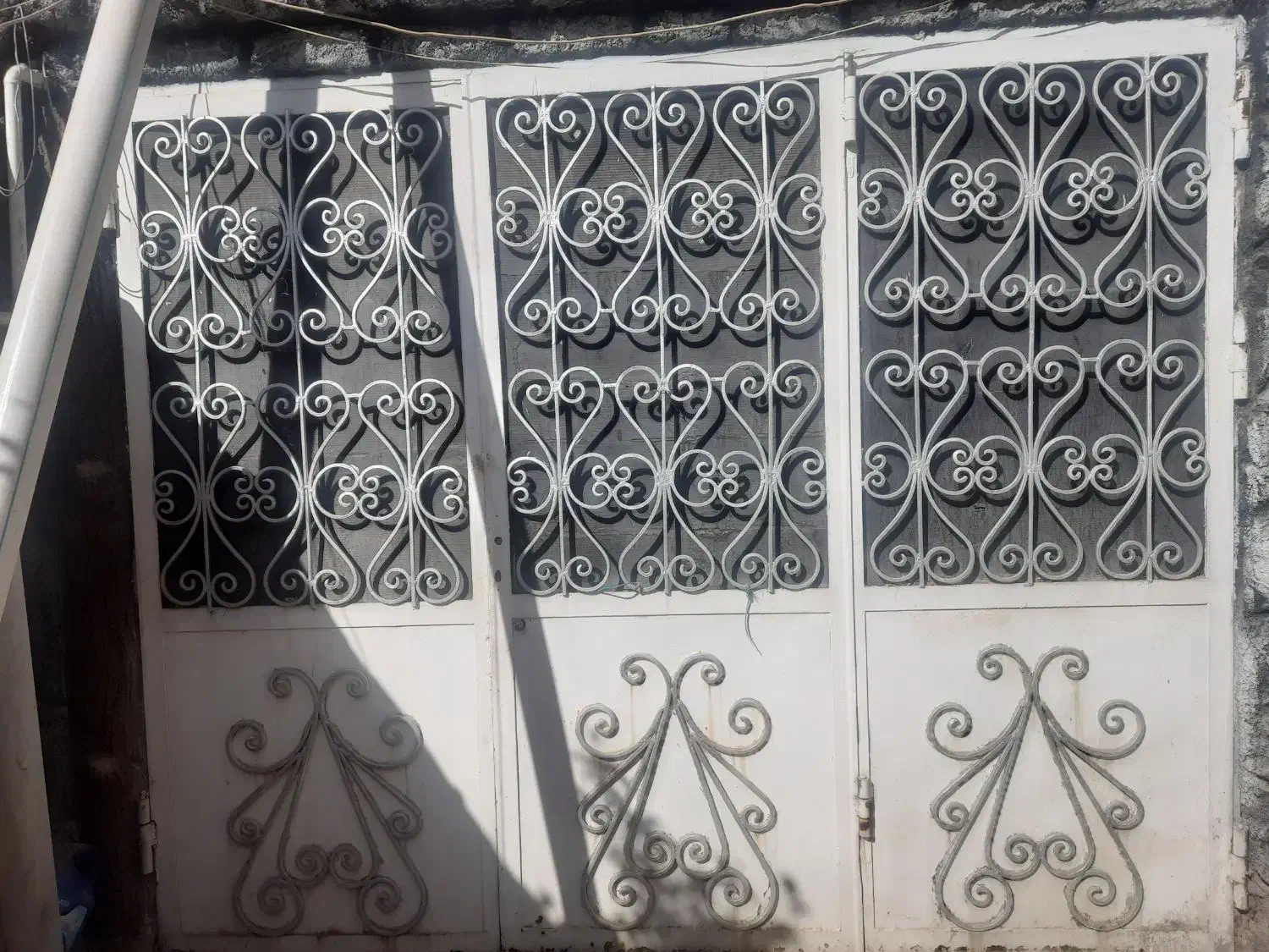 درب ۳تیکه در حد نو مناسب برای مغازه و پارکینگ|مصالح و تجهیزات ساختمان|فارسان, |دیوار