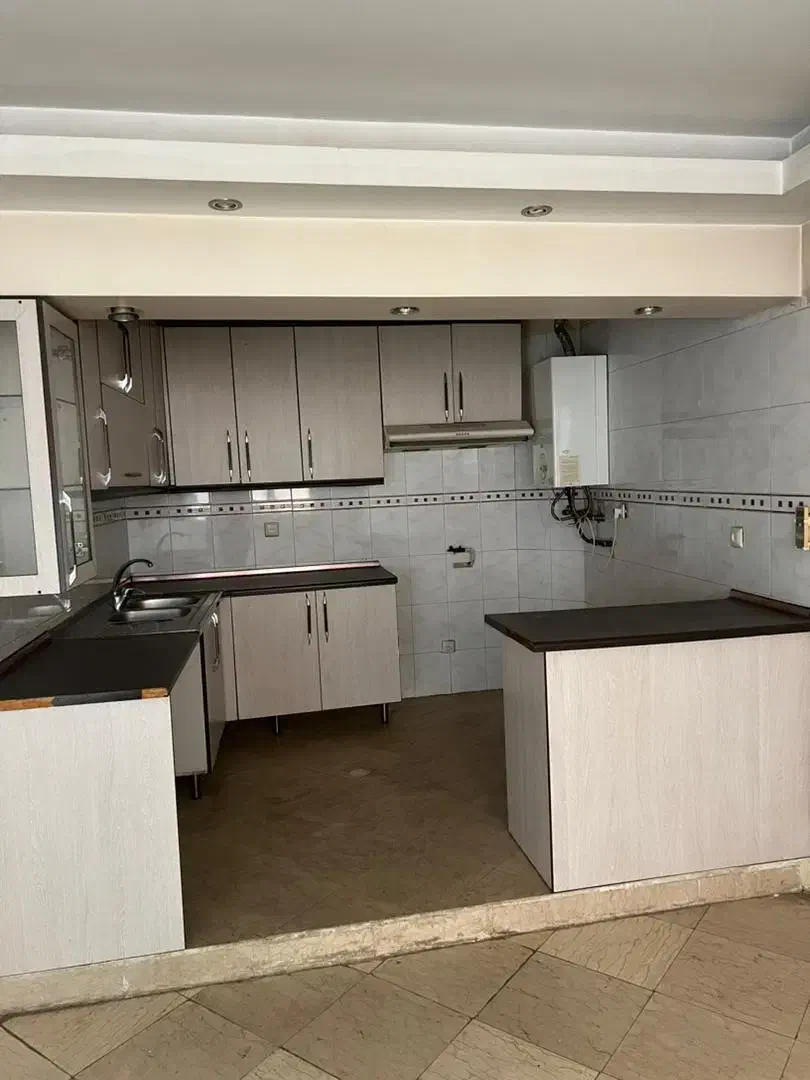 ۶۵متر/تکواحدی/پارک موتور/انباری/بریانک