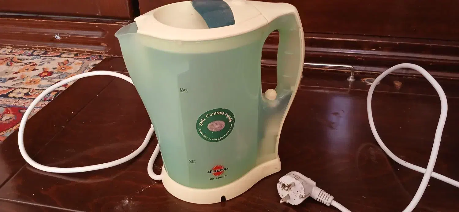 دوعدد چای ساز ایرانی خارجی درحدخیلی نو|سماور، چای‌ساز، قهوه‌ساز|خرم‌آباد, |دیوار