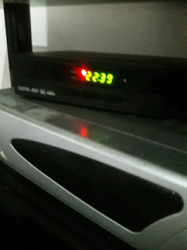 فروشی|تلویزیون و پروژکتور|گلبهار, شهر جدید گلبهار|دیوار