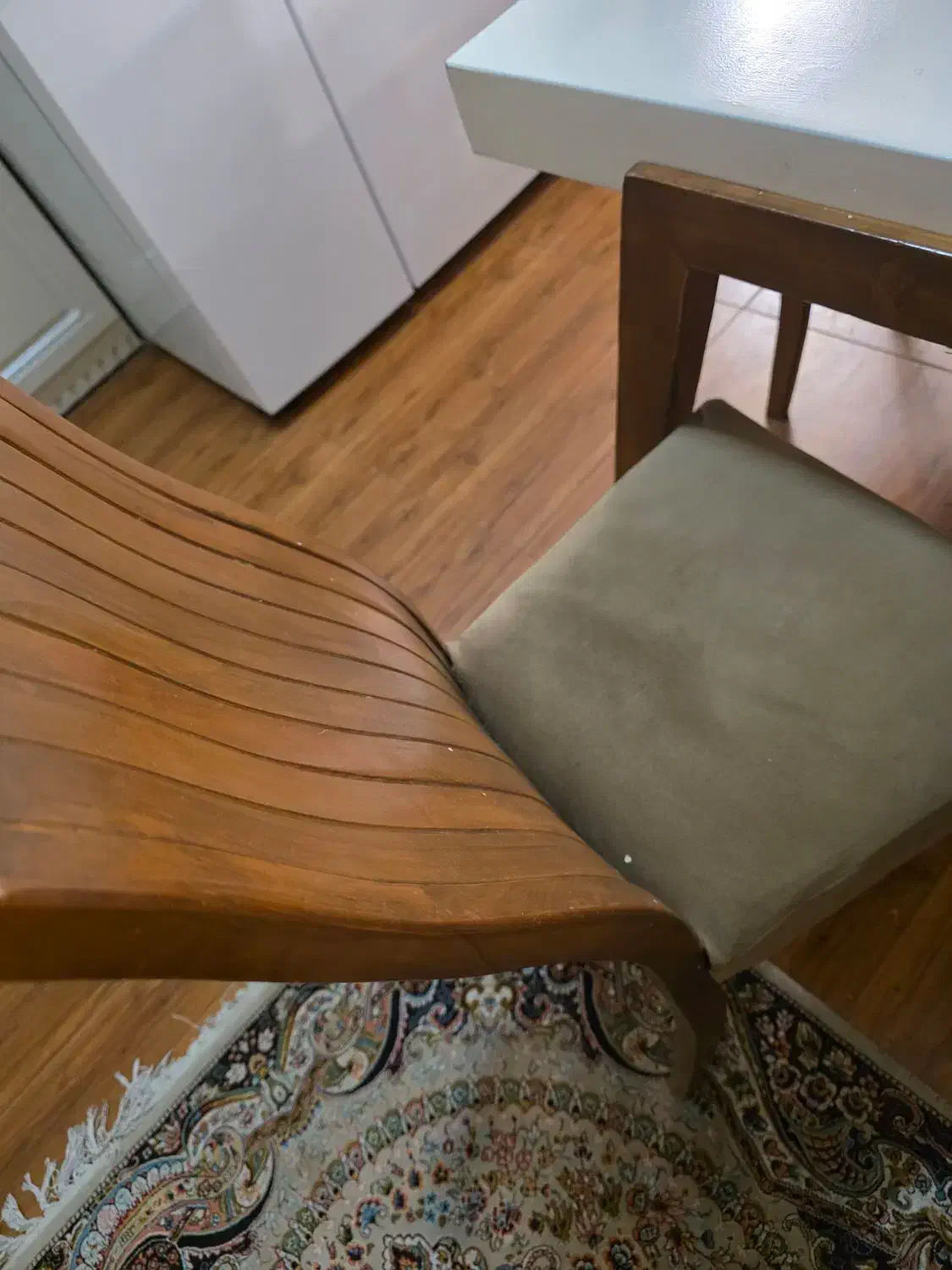 میز غذاخوری ۸ نفره فروش فوری|میز و صندلی غذاخوری|سمنان, |دیوار