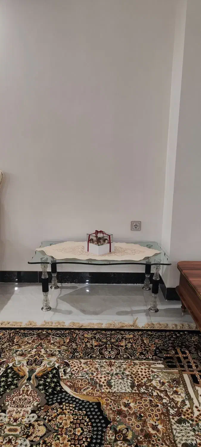 جلو مبلی|مبلمان خانگی و میز عسلی|الیگودرز, |دیوار