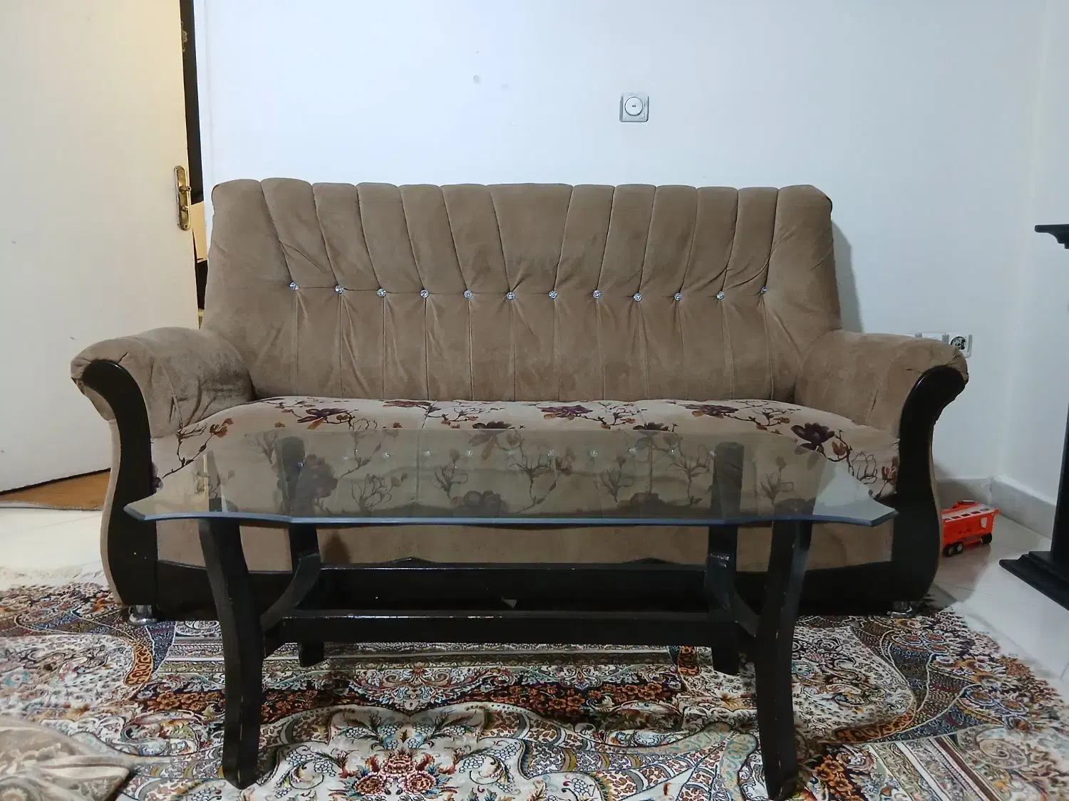 مبل راحتی|مبلمان خانگی و میز عسلی|تهران, دولاب|دیوار