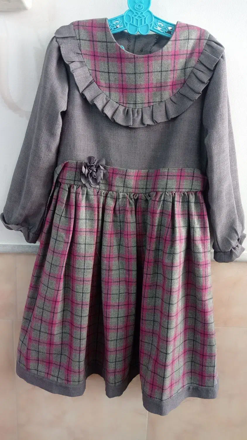 لباس دخترانه|لباس|نیشابور, بنیاد شهید|دیوار