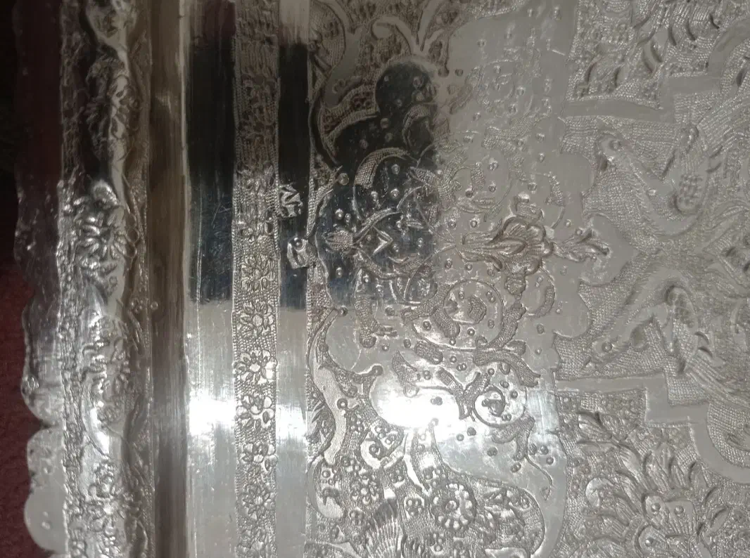 سینی نقره 84|کلکسیون اشیاء عتیقه|بجنورد, |دیوار