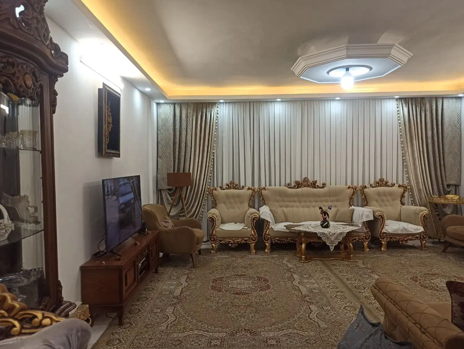 آپارتمان 100متر اوایل کشاورز|فروش آپارتمان|مشهد, نوید|دیوار