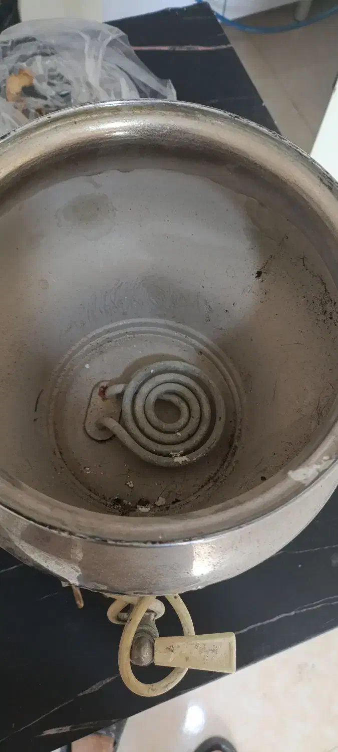 یه جفت لوستر بسیار سنگین تو پر برنجی درحد نو|لوستر و چراغ آویز|تهران, جنت‌آباد مرکزی|دیوار