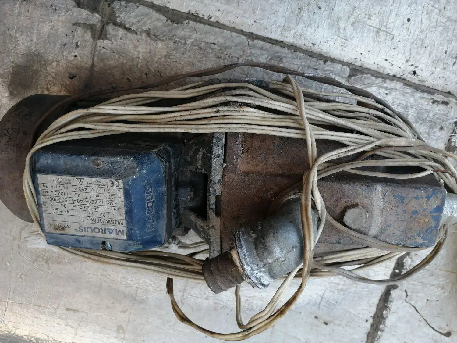 حدیده لوله و لوله بر واچار المانی وپمپ و پیستوله|ابزارآلات|ساوه, |دیوار