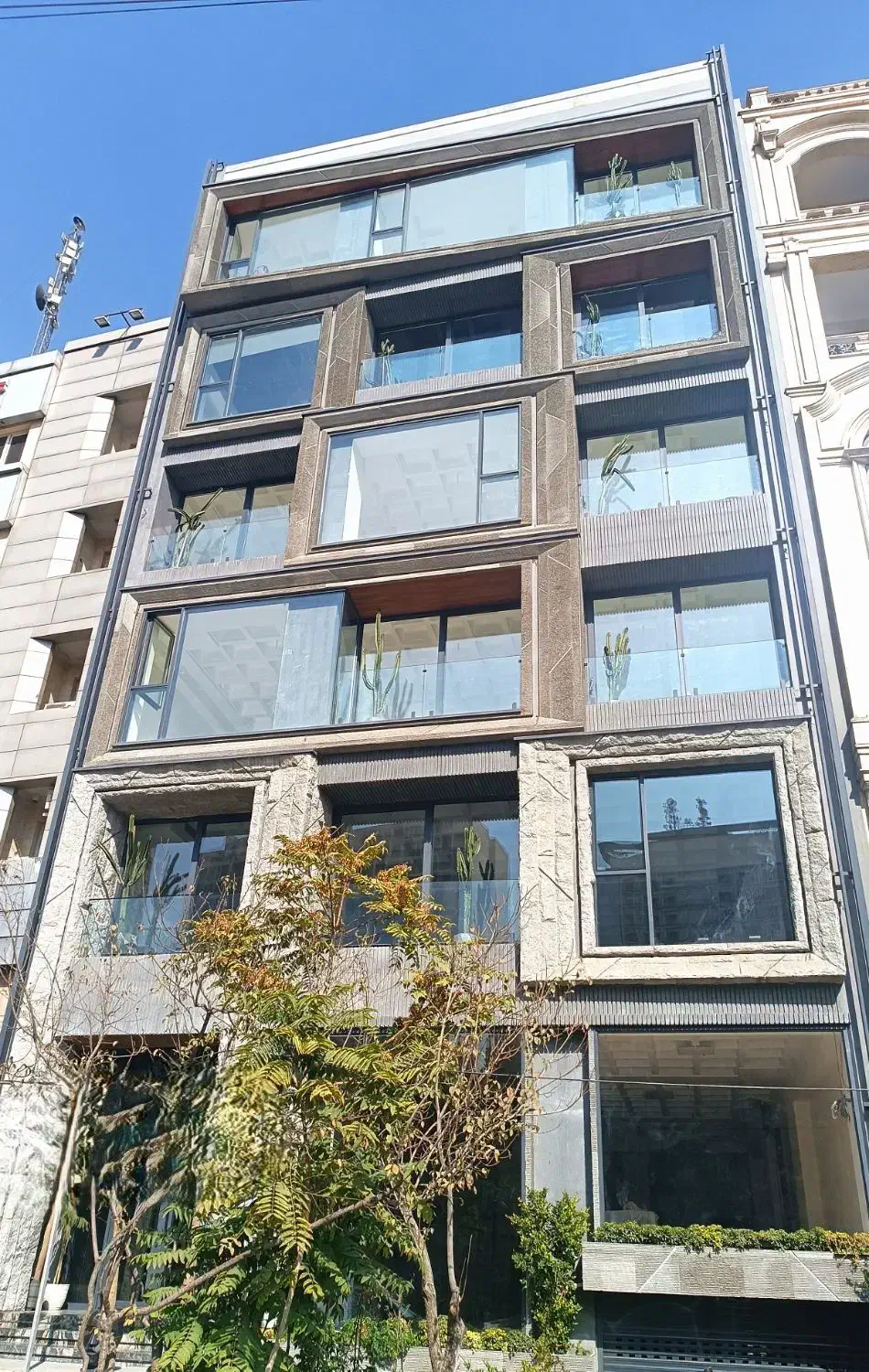 *فرصت طلایی* ۱۵۰۰متر اداری یکجا + ۴۰پارکینگ|فروش دفتر کار، اتاق اداری، مطب|تهران, امانیه|دیوار