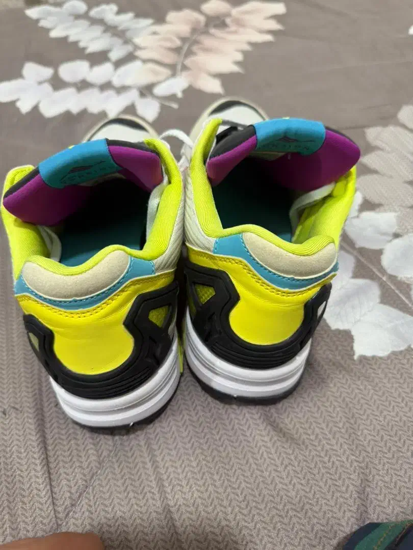 کتونی zx خط نارنجی سایز ۴۰|کیف، کفش، کمربند|فردیس, شهرک هفده شهریور|دیوار