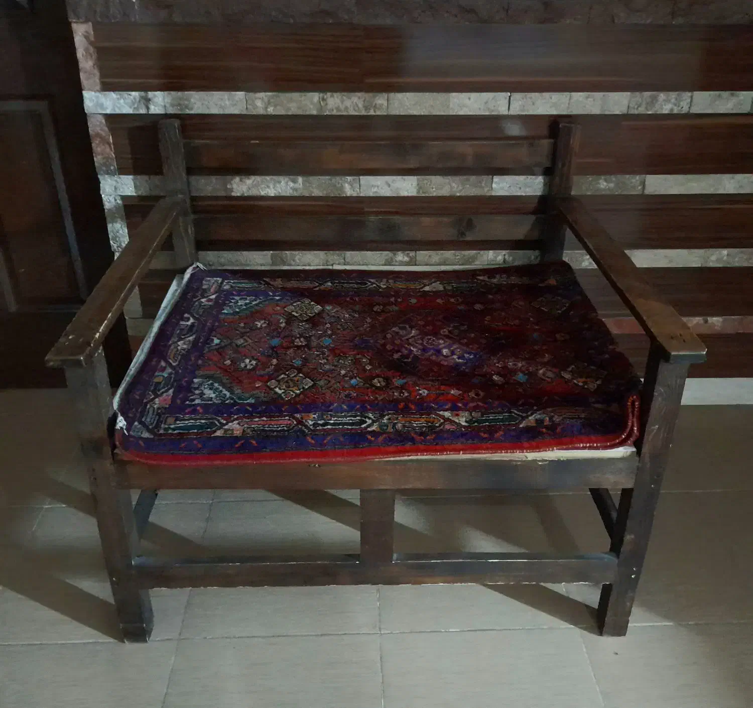 تخت نشیمن محکم و درجه یک|مبلمان خانگی و میز عسلی|کرمانشاه, |دیوار