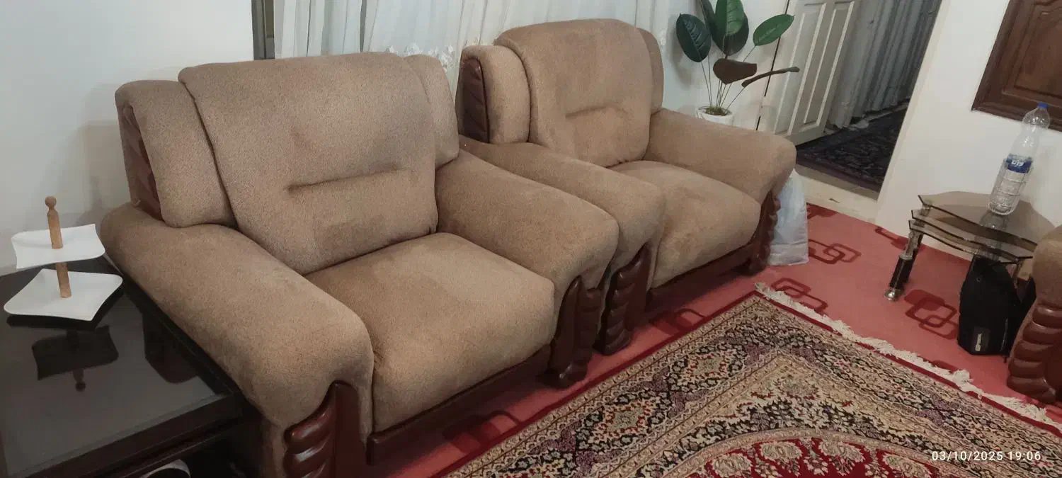 مبل در حد نو|مبلمان خانگی و میز عسلی|آستارا, |دیوار
