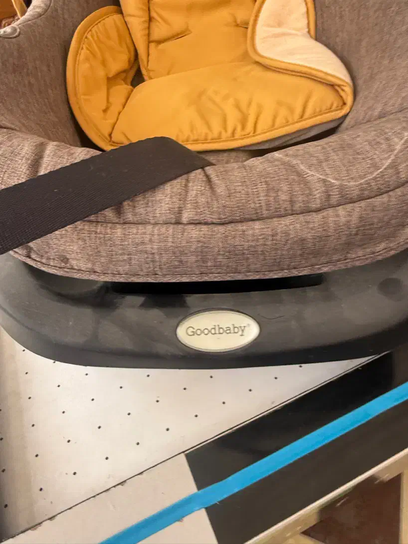 صندلی ماشین و کریر|کالسکه و لوازم جانبی|کیش, |دیوار