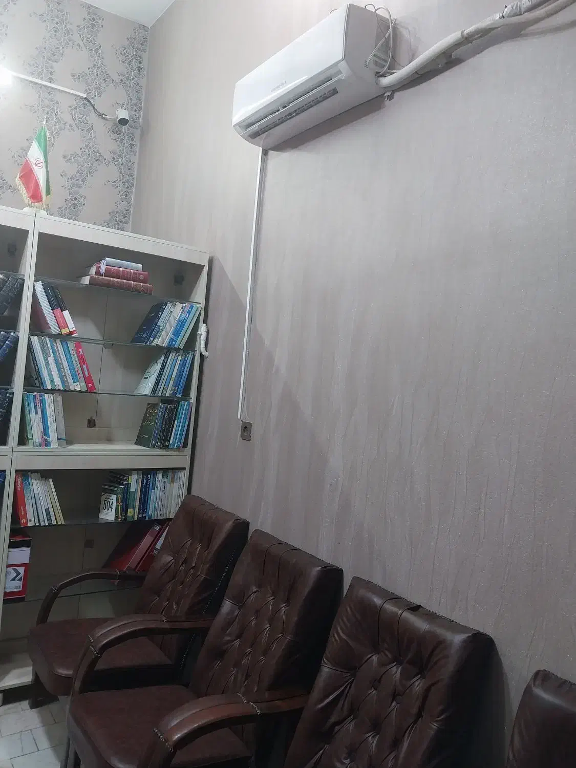 یک باب مغازه ۱۳ متری در پاساژ وکیل همکف|فروش مغازه و غرفه|ری, فیروزآبادی|دیوار
