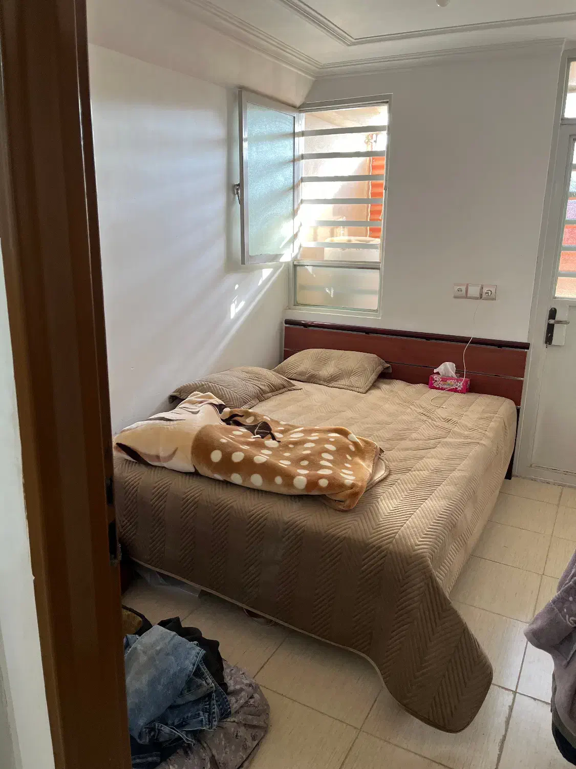 اجاره واحد ۷۰متری میدان معلم|اجارهٔ آپارتمان|جیرفت, |دیوار