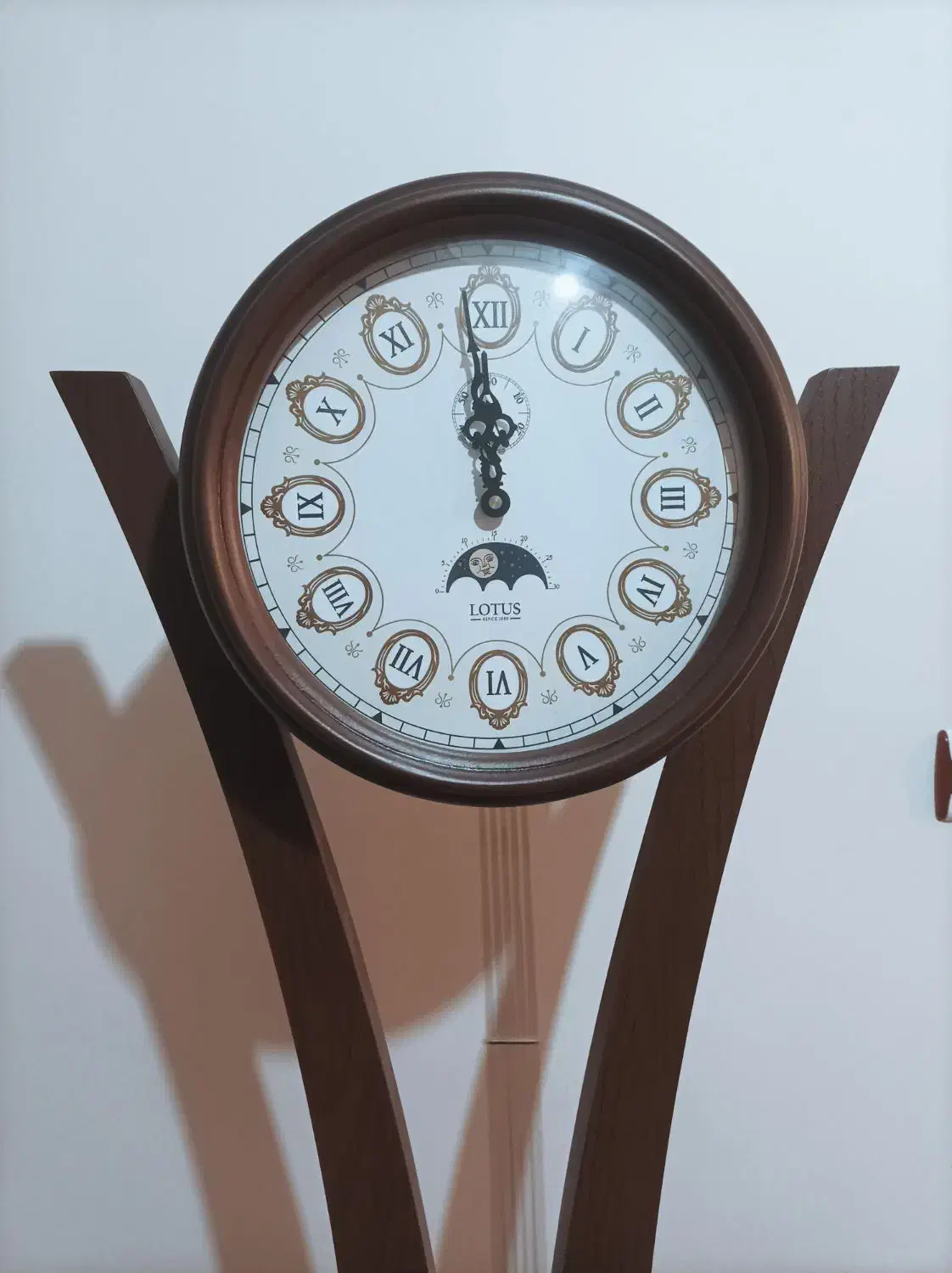 ساعت ایستاده آونگ دار|ساعت دیواری و تزئینی|همدان, |دیوار