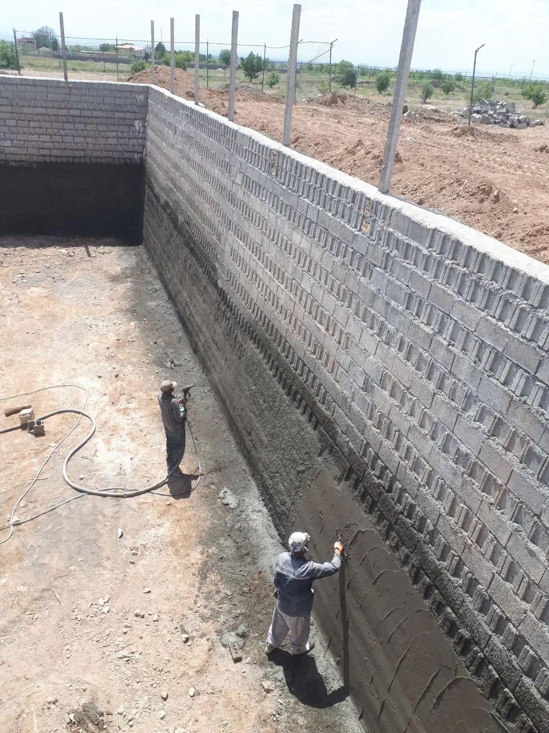 سیمانکاری سیمان کاری با دستگاه شات کریت|خدمات پیشه و مهارت|نیشابور, بلوار گلها|دیوار