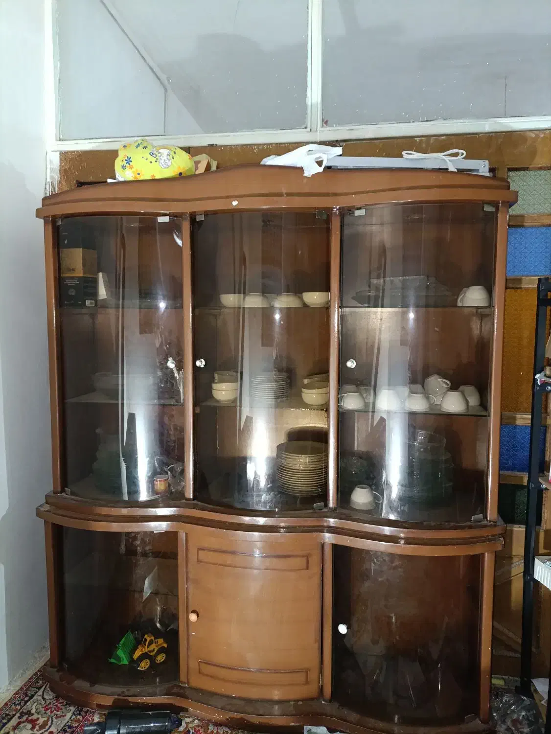 کمد لباس بوفه مبل قالی اجاق گاز|جاکفشی، کمد، دراور|شیروان (خراسان), |دیوار