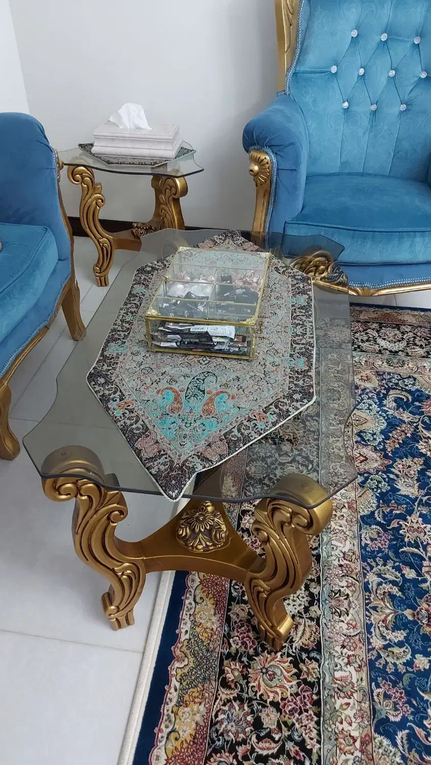 مبل ۹ نفره همرا جلومبلی ودوتا عسلی|مبلمان خانگی و میز عسلی|تهران, مشیریه|دیوار
