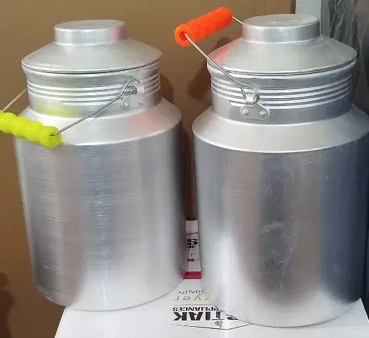 دبه روغن و شیر روحی نو|ظروف نگهدارنده، پلاستیکی، یکبارمصرف|قرچک, مهدیه|دیوار