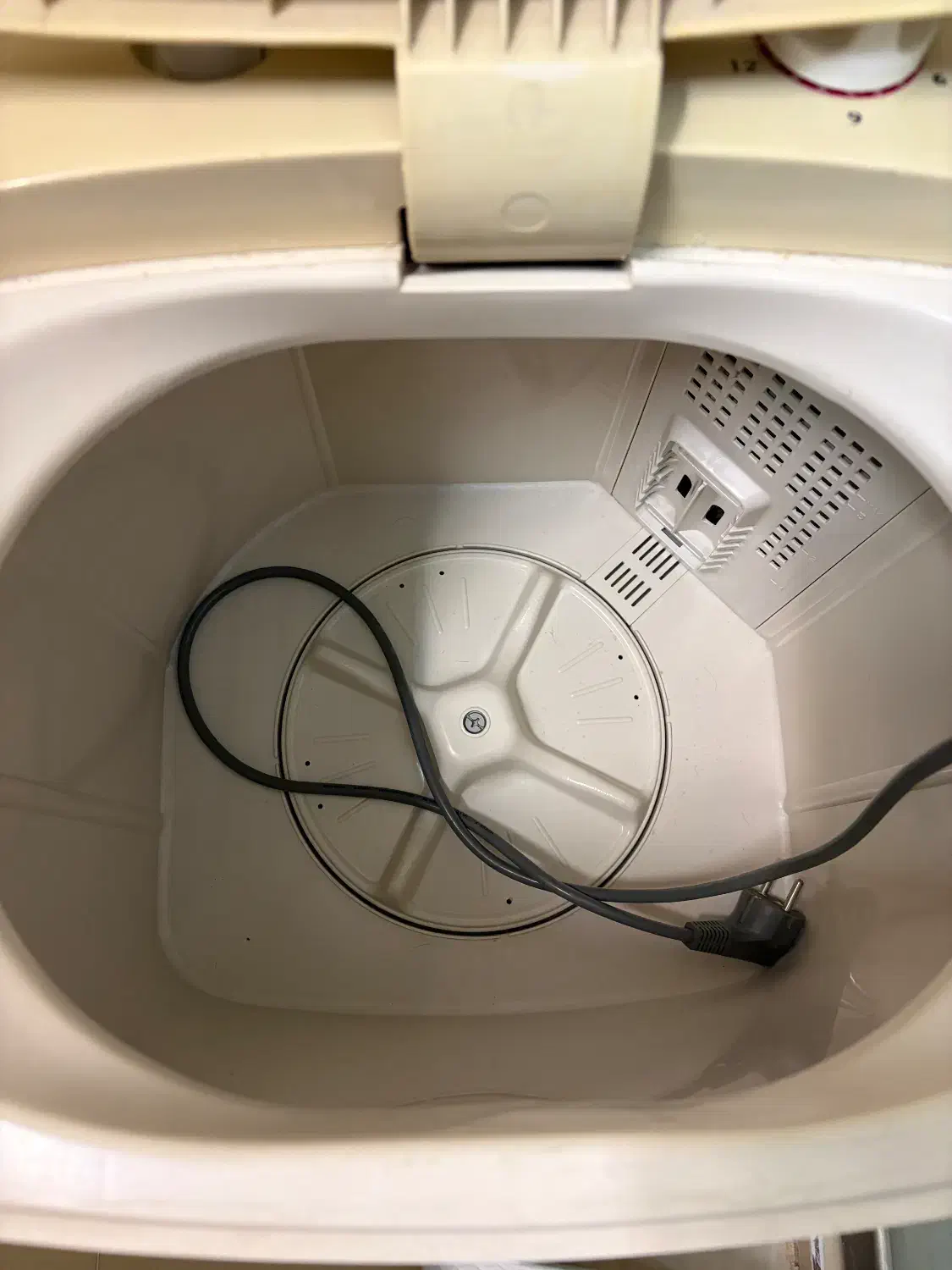 لباسشویی دستی / کهنه شور|ماشین لباسشویی و خشککن لباس|تهران, مروارید شهر|دیوار