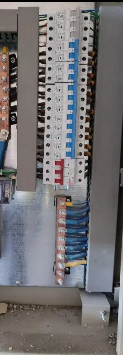 برق کاری ساختمان ورفع اتصالی برق ساختمان|خدمات پیشه و مهارت|ساوه, |دیوار