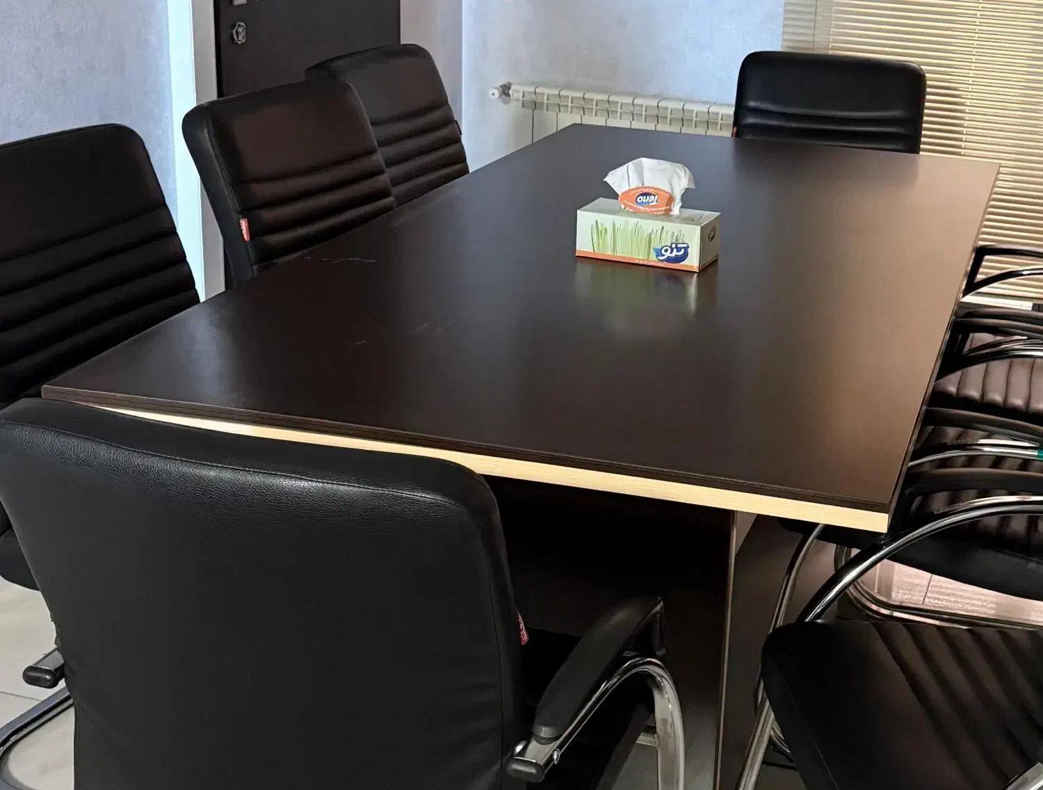 لوازم دفتر کار، لوازم اداری ، میز کنفراس و|دفتر کار|شیراز, زرهی|دیوار