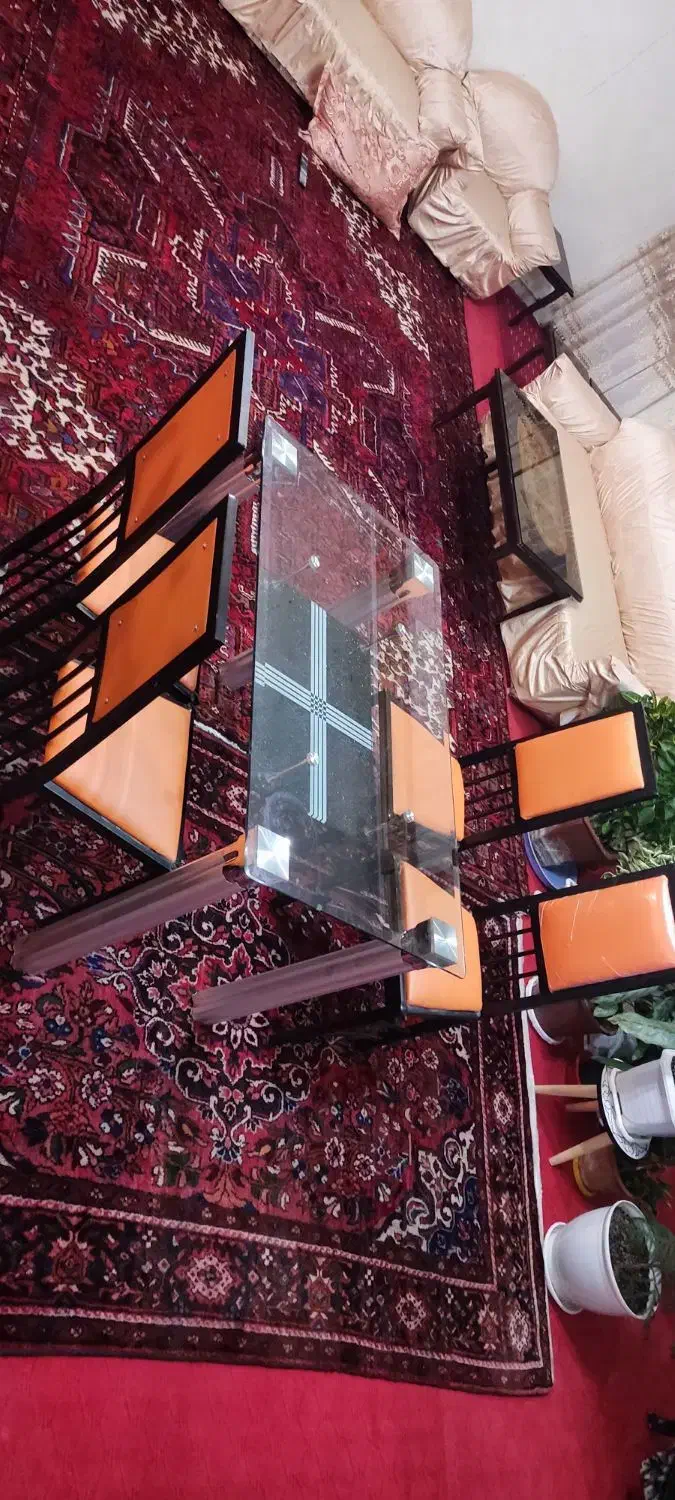 میز غذاخواخوری ۴نفره|میز و صندلی غذاخوری|مراغه, |دیوار