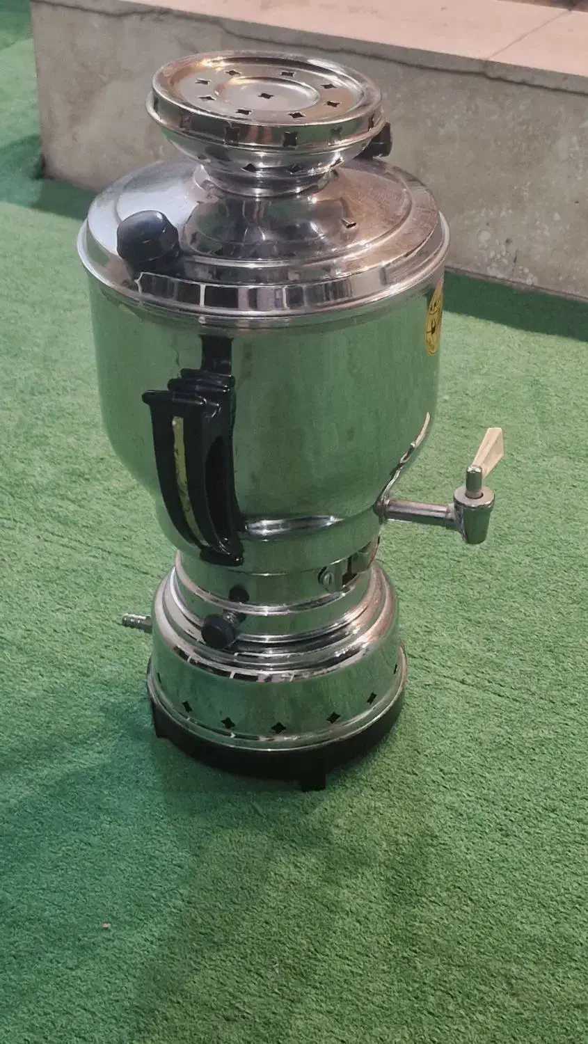 دو عدد سماور سالم و درحد نو|سماور، چایساز، قهوهساز|مشهد, شهرک لشکر (شهرک غرب)|دیوار