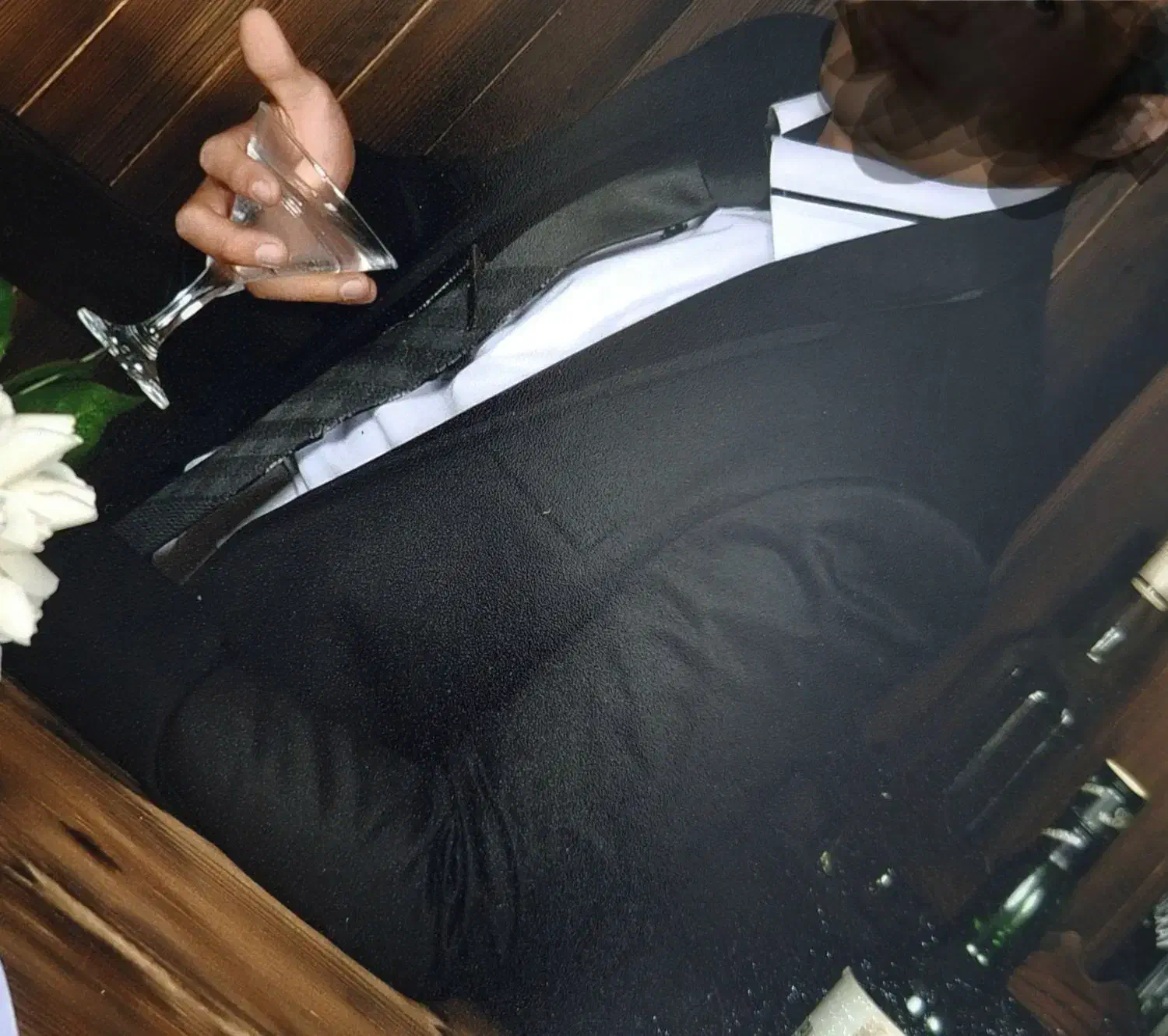 کت و شلوار مردانه|لباس|اندیشه, اندیشه فاز ۳|دیوار