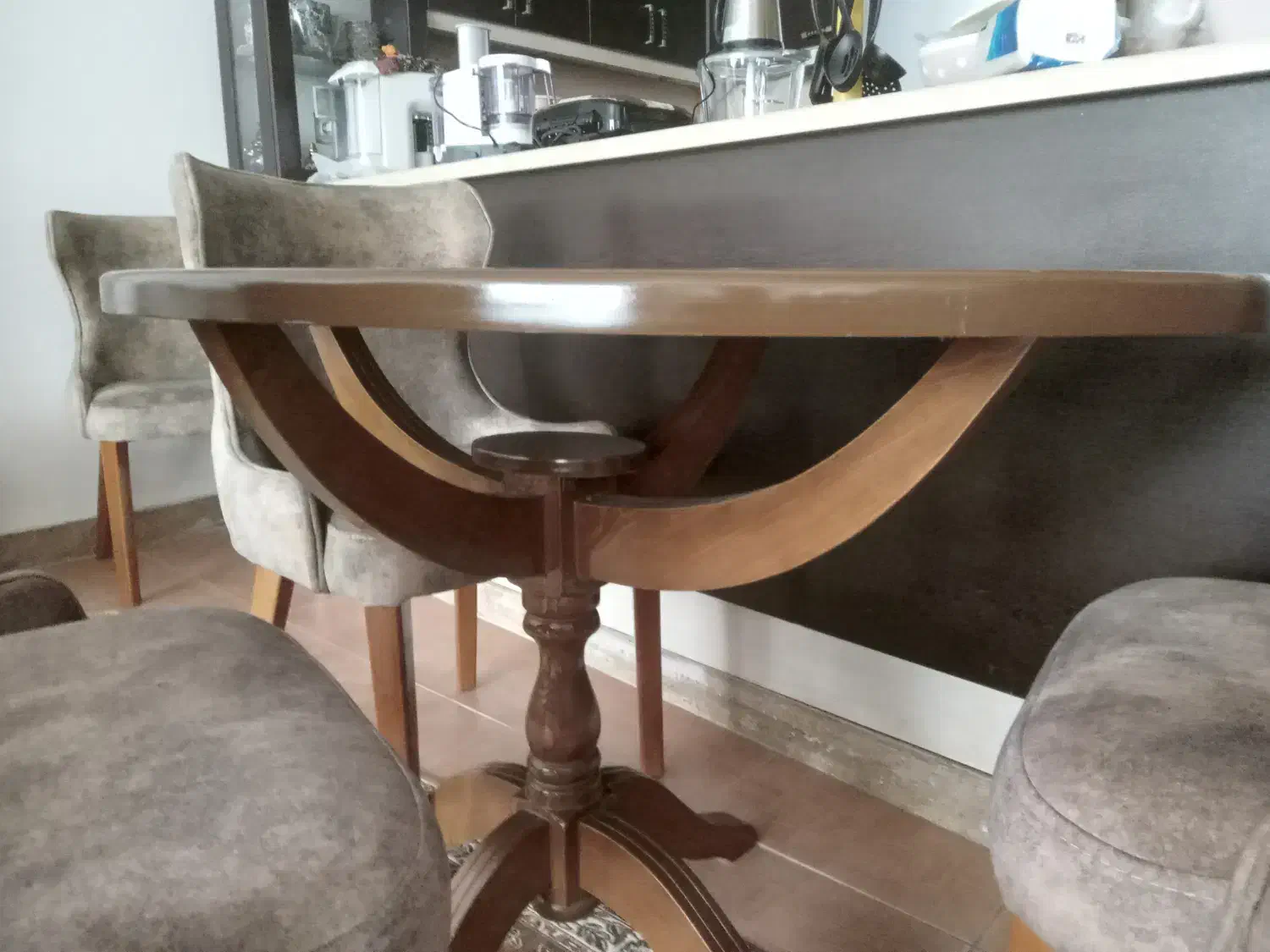 میز غذاخوری|میز و صندلی غذاخوری|آمل, |دیوار