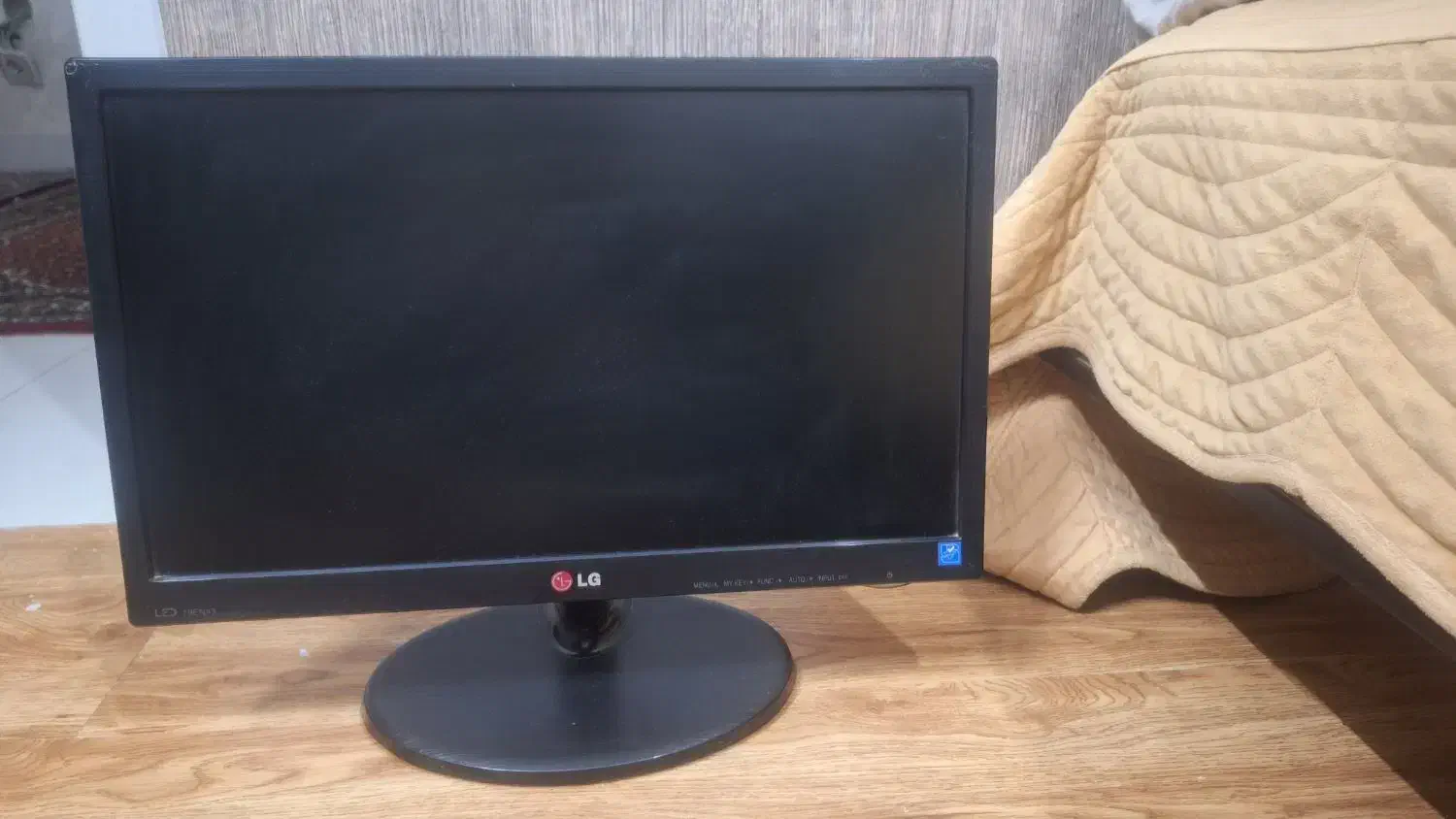 مانیتور ال جی ۱۹ اینچ LG|رایانه رومیزی|ری, اقدسیه|دیوار