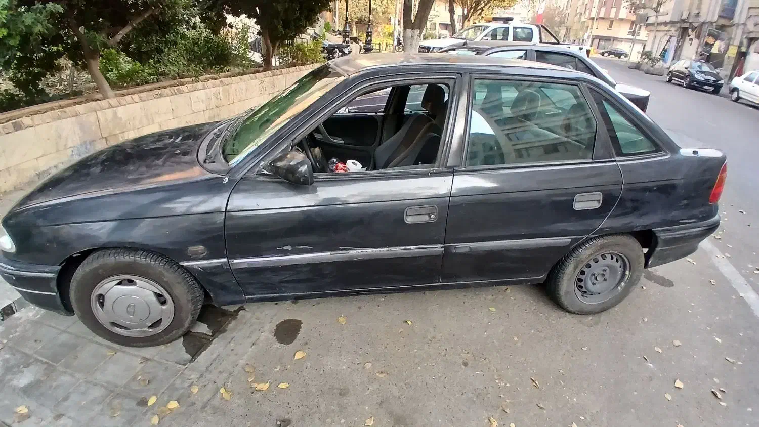 اپل آسترا ۱۹۹۴|خودرو سواری و وانت|تهران, ایران|دیوار