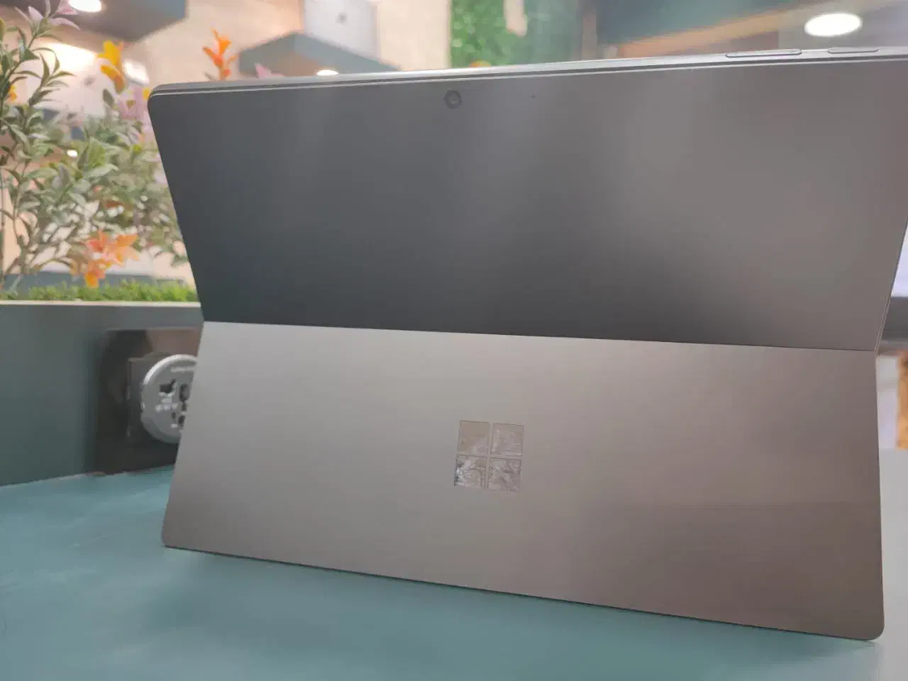 لپ تاپ سرفیس|رایانه همراه|تهران, فلسطین (میدان انقلاب)|دیوار