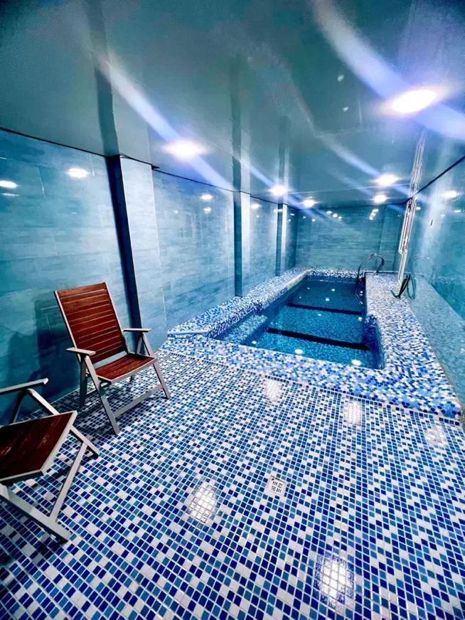اقامتگاه  Eavar House  خانه ایوار استخر دار|اجارهٔ کوتاه‌مدت ویلا و باغ|قشم, |دیوار