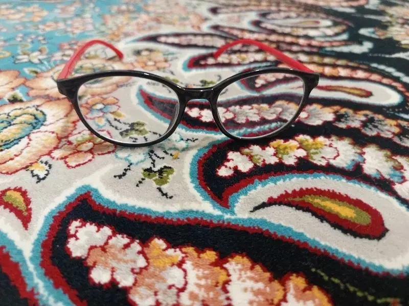 عینک|اشیا|ساوه, |دیوار