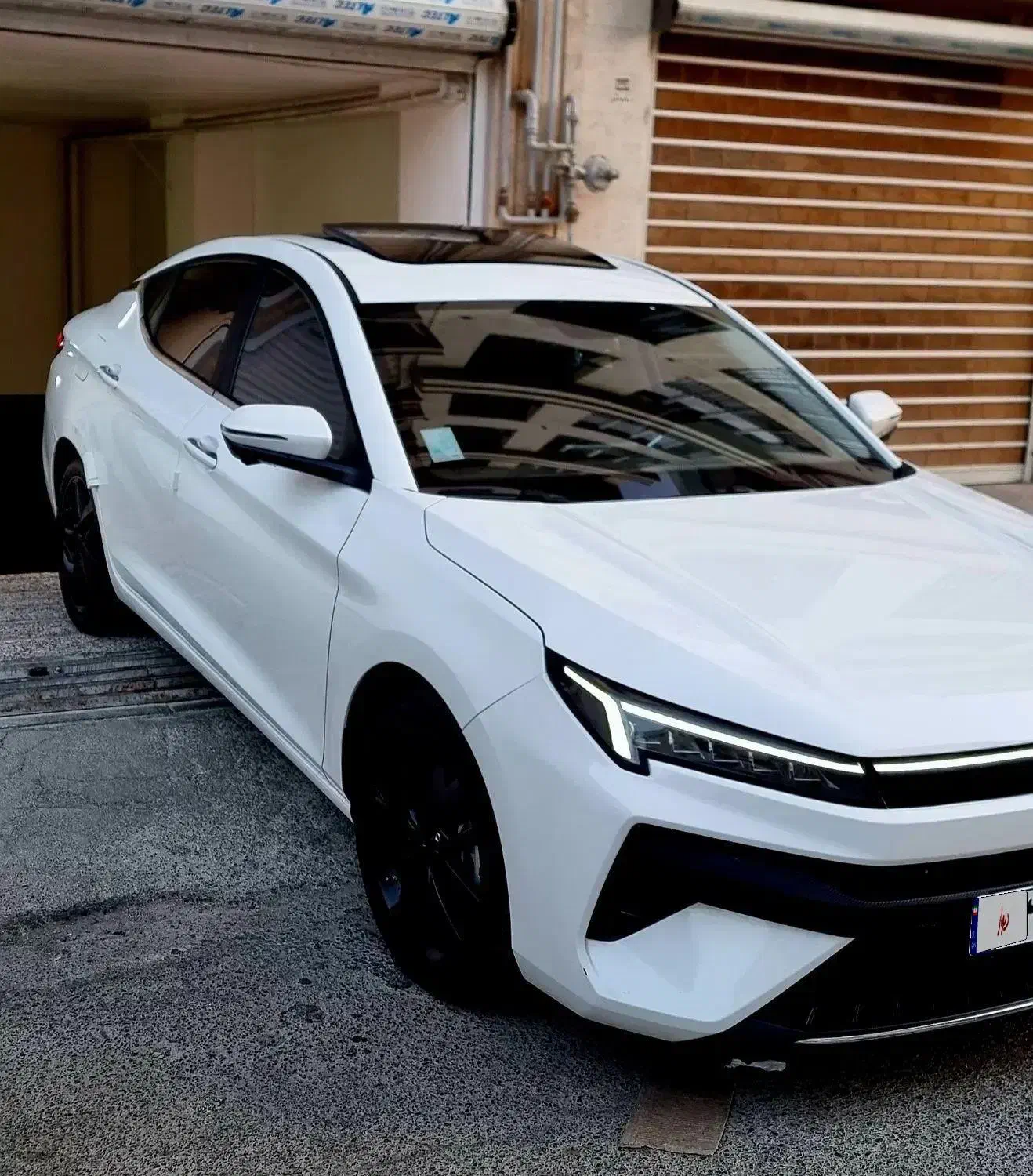 کی ام سی j7 مدل ۴۰۳|خودرو سواری و وانت|اسلام‌شهر, شهرک انبیا|دیوار