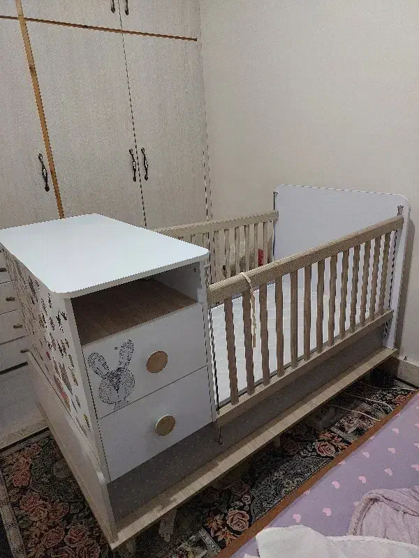 تخت کودک نوجوان|تخت و سرویس خواب|خرم‌آباد, |دیوار