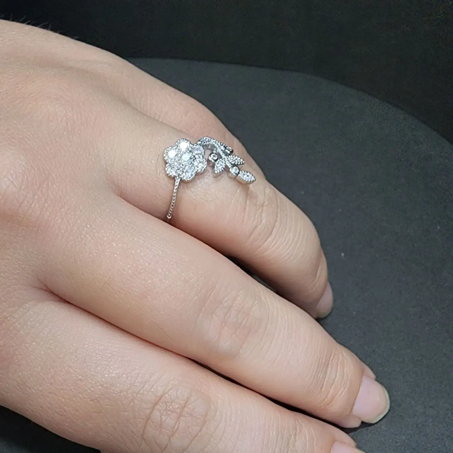 انگشتر نقره گل و برگ زنانه روز زن / روز مادر|جواهرات|یزد, |دیوار