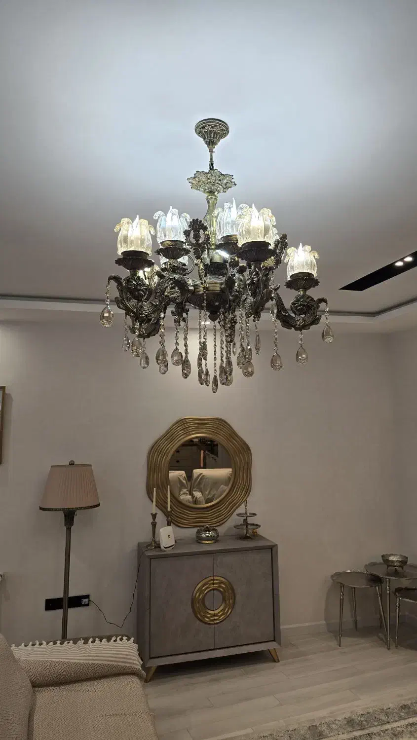 لوستر ۱۰ شاخه در حد نو|لوستر و چراغ آویز|رشت, بلوار گیلان|دیوار