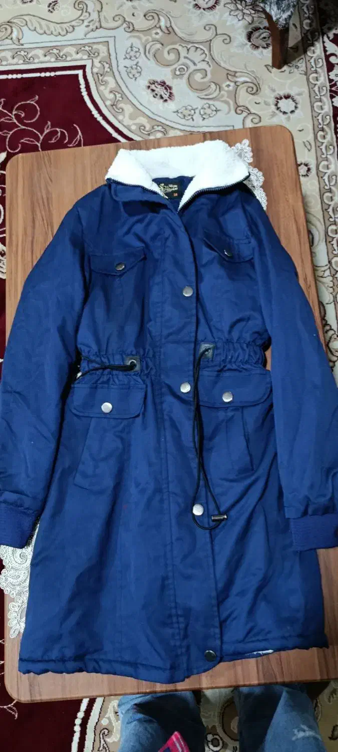 کاپشن دخترانه|لباس|دماوند, گیلاوند|دیوار