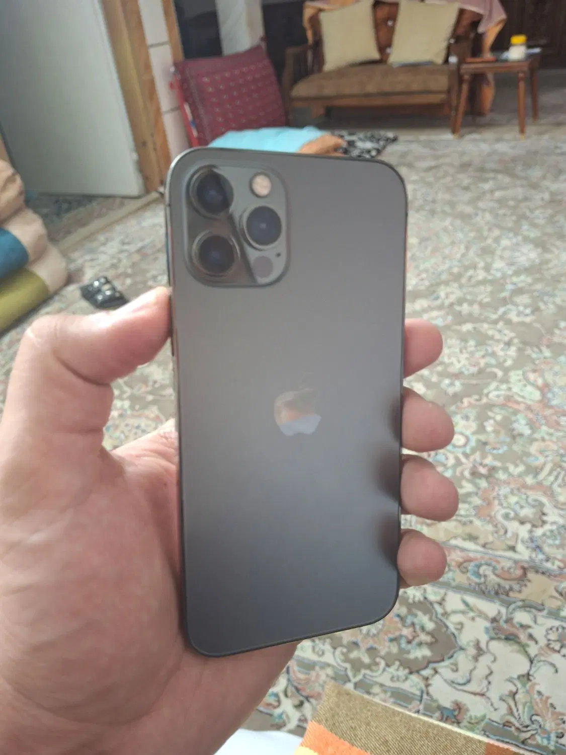 12pro|موبایل|گرمسار, |دیوار