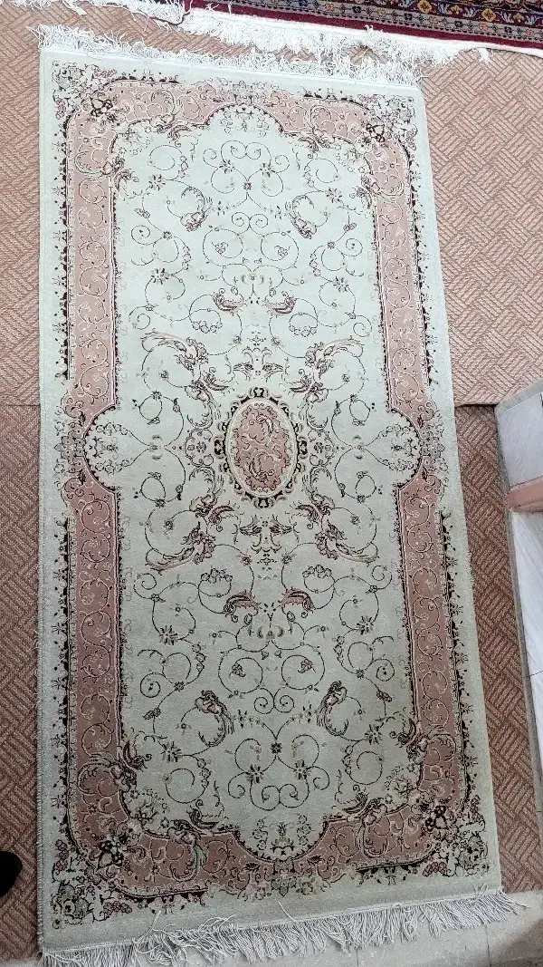 یک جفت فرش ۶ متری به همراه یک ادری ۲در۱|فرش|آران و بیدگل, |دیوار