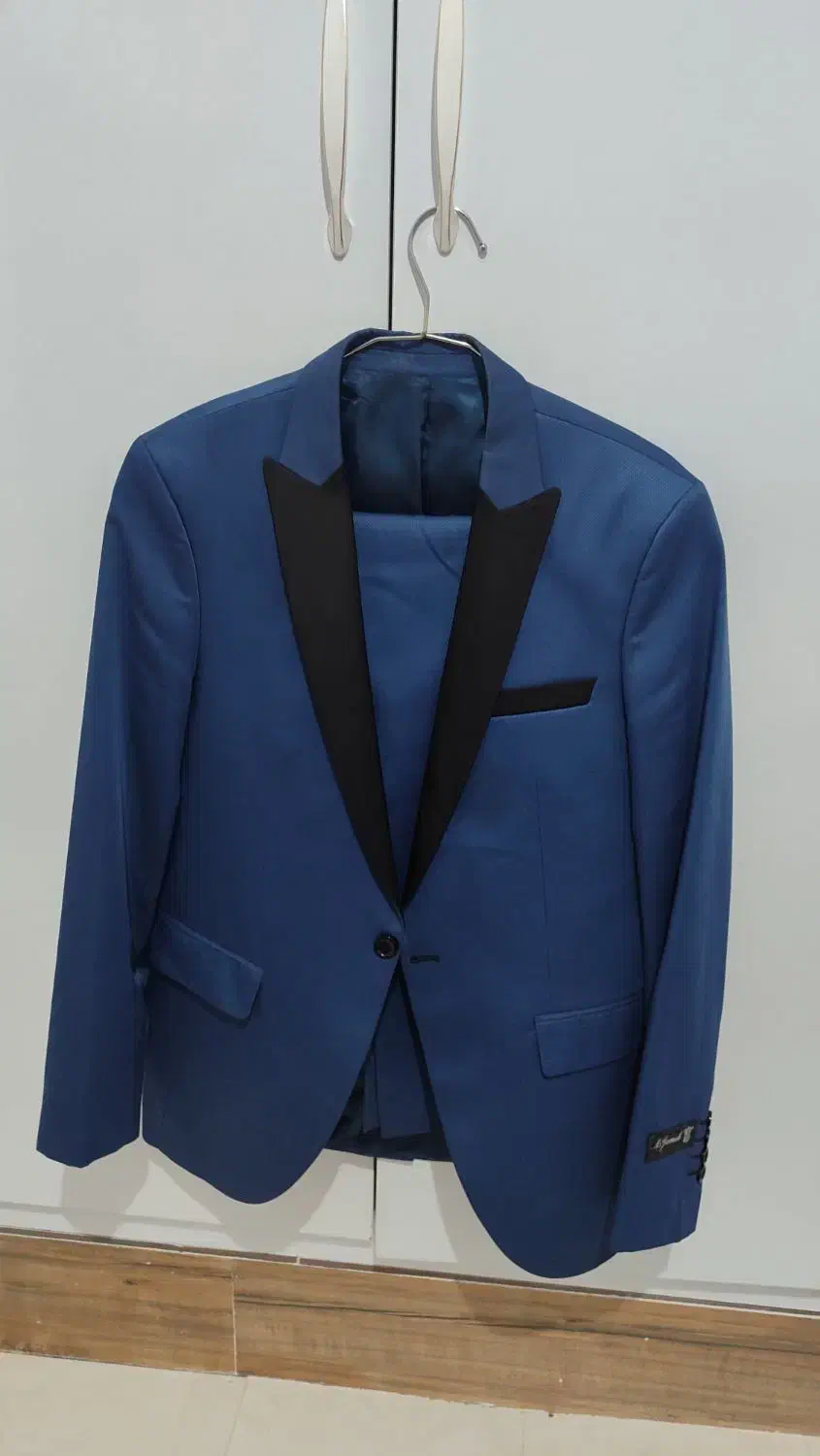 کت و شلوار خوش رنگ و کم استفاده|لباس|تربتحیدریه, یحیی آباد|دیوار