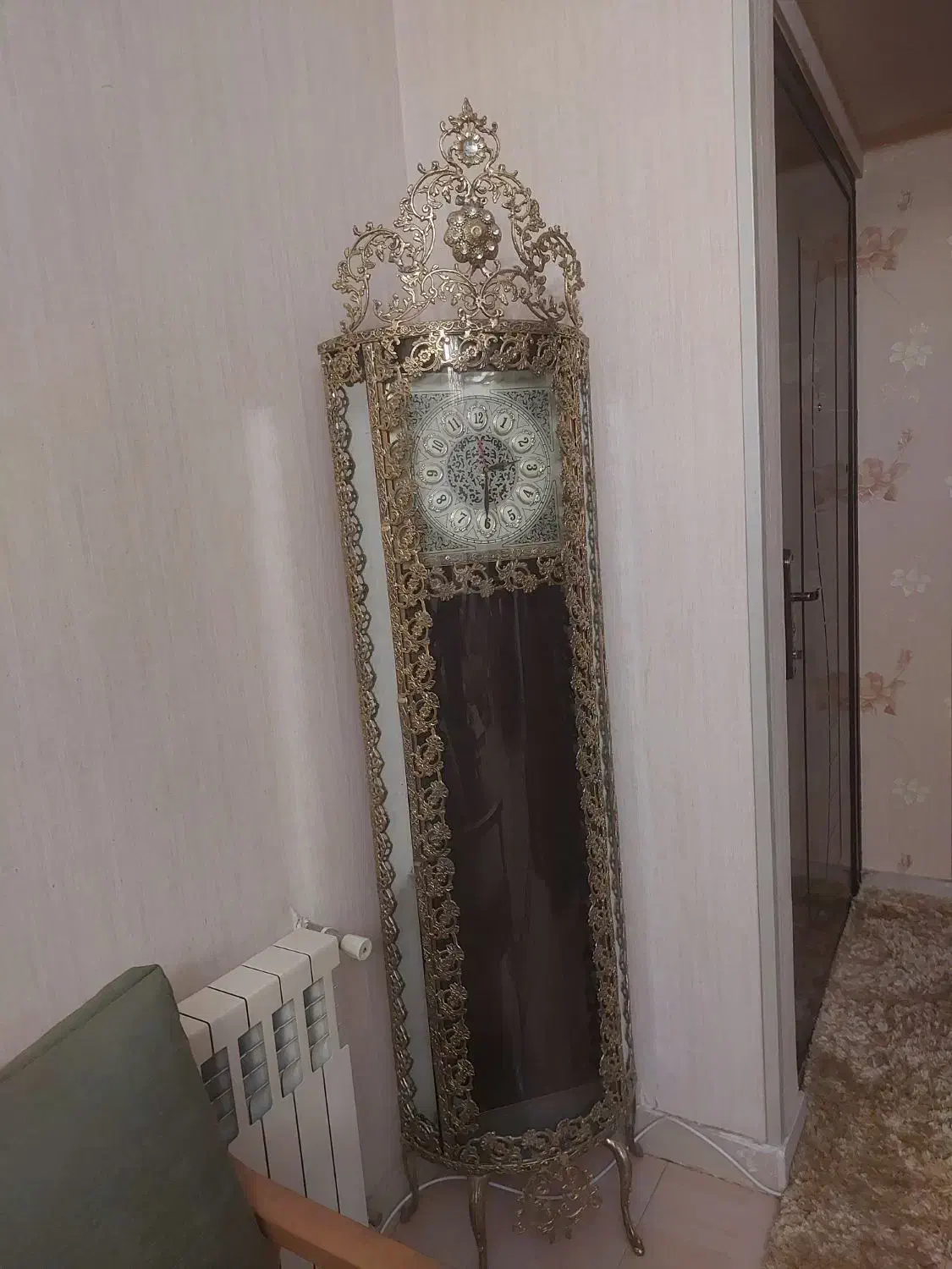 ساعت ایستاده|ساعت|قزوین, |دیوار