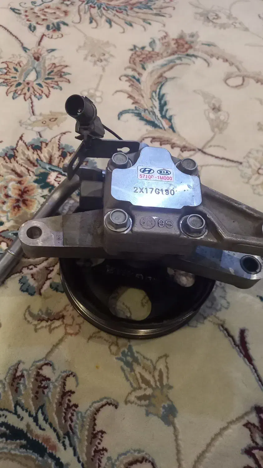 پمپ هیدرولیک سراتو کیا|قطعات یدکی و لوازم جانبی|تهران, تهران‌نو|دیوار