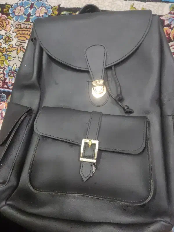 کوله پشتی|کیف، کفش، کمربند|مشهد, نیزه|دیوار